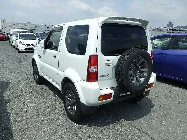 Used Suzuki Jimny Adventure 85 HP (62 kW) 2015 Blue SUV