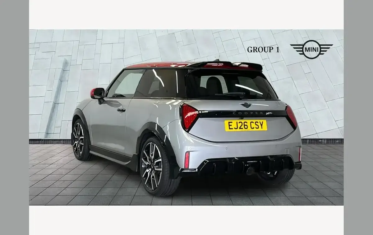 New Mini John Cooper Works 231 HP (169 kW) 2026 Silver Hatchback