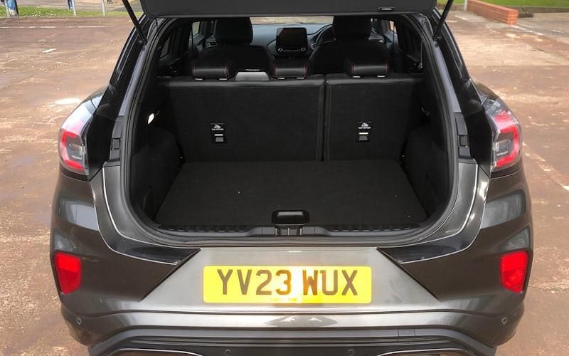 Second-hand Ford Puma ST-Line X 125 CP (91 kW) 2023 Gri SUV