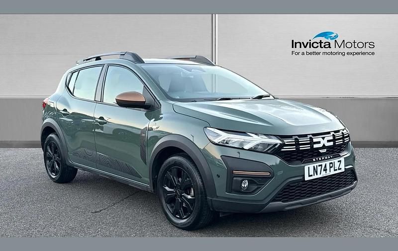 Used Dacia Sandero Extreme 90 HP (66 kW) 2025 Green SUV