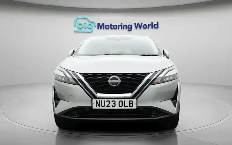 Used Nissan Qashqai N-Connecta 140 HP (102 kW) 2023 Silver SUV