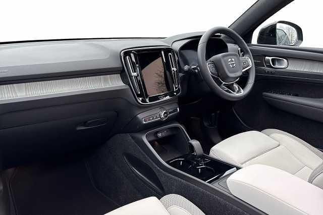 Used Volvo EX40 Ultra 182 kW (248 HP) 2026 SUV