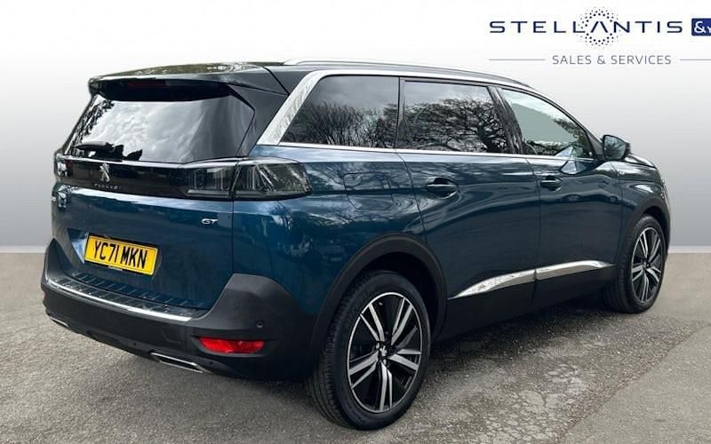 Used Peugeot 5008 Premium 131 HP (96 kW) 2022 SUV