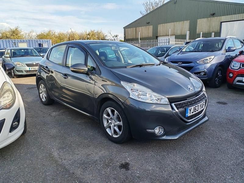 Used Peugeot 208 Active 68 HP (50 kW) 2013 Grey Hatchback