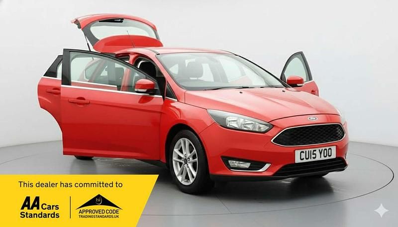 Red Used 2015 Ford Focus Zetec Hatchback | £5,680 (Super price) - Image 1/4