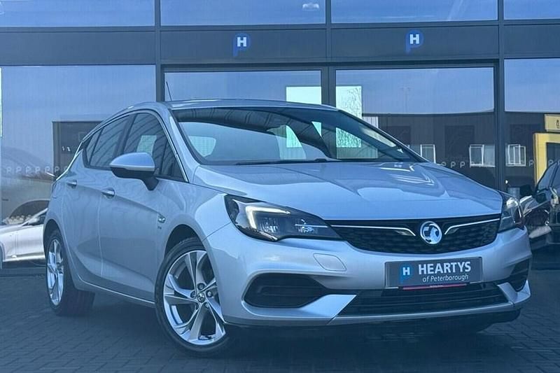 Used Vauxhall Astra SRi 110 HP (80 kW) 2020 Silver Hatchback