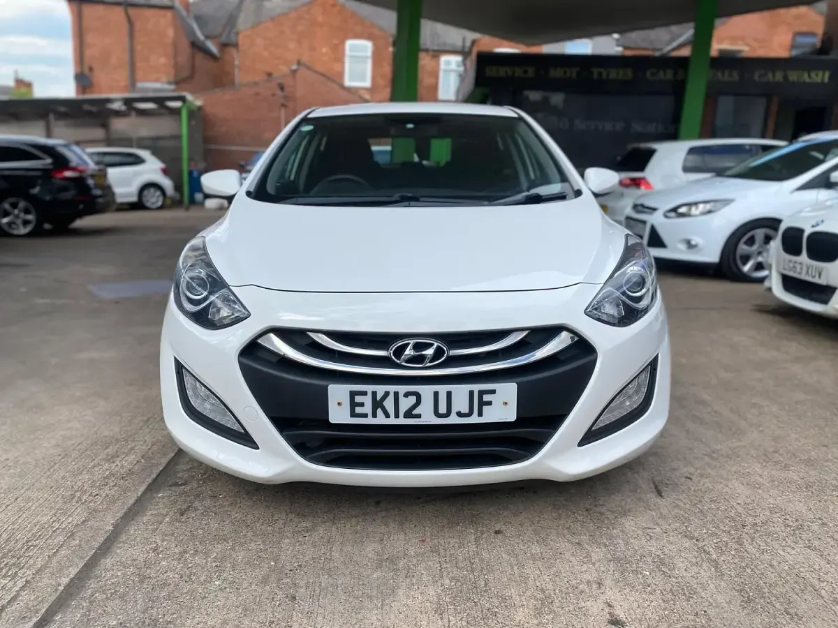 Used Hyundai i30 Active 2012 White Hatchback