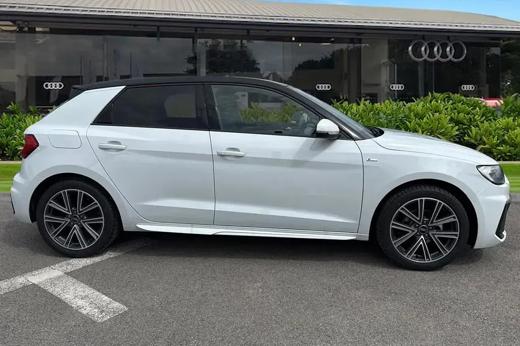New Audi A1 S-Line 95 HP (69 kW) 2026 White SUV