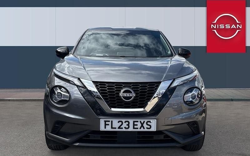 Used Nissan Juke N-Connecta 114 HP (83 kW) 2023 Grey SUV
