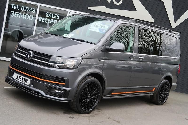 Second-hand VW Transporter Highline 150 CP (110 kW) 2018 Gri Van