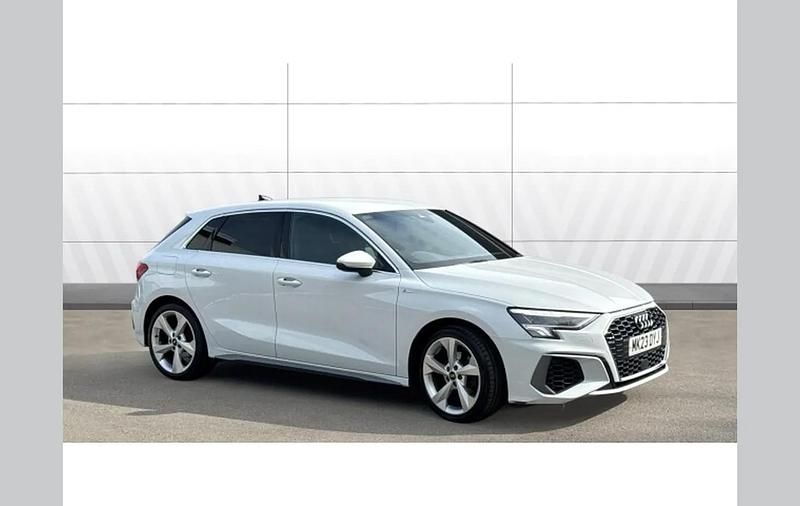 Used Audi A3 S-Line 110 HP (80 kW) 2023 White Sedan