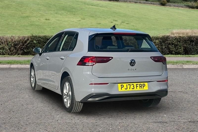 Used VW Golf VIII Life 130 HP (95 kW) 2023 Grey Hatchback