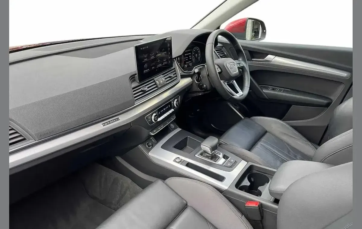 Used Audi Q5 Sport 200 HP (147 kW) 2021 Red SUV