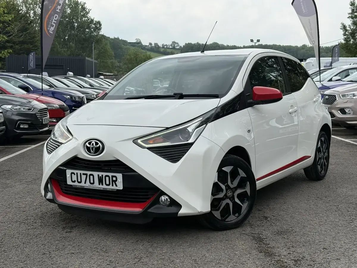 Used Toyota Aygo Trend 2020 White Hatchback