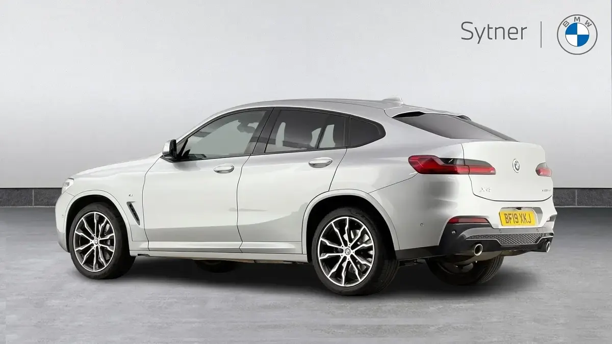 Used BMW X4 M Sport 187 HP (137 kW) 2019 Silver SUV
