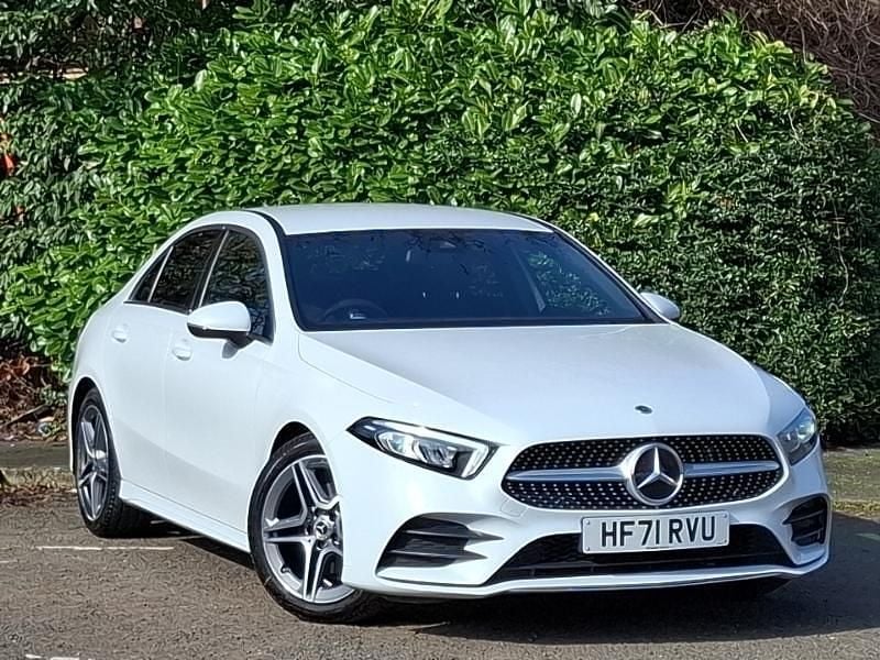 Used Mercedes A180 AMG line 136 HP (100 kW) 2021 White Sedan