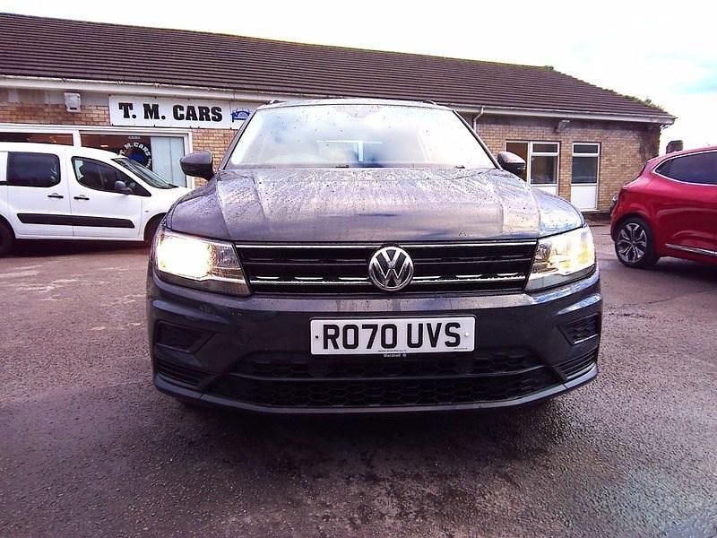 Usado VW Tiguan S 150 HP (110 kW) 2020 Cinzento SUV