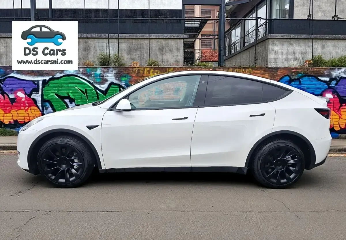 Used Tesla Model S Long Range AWD 268 kW (365 HP) 2022 White Hatchback