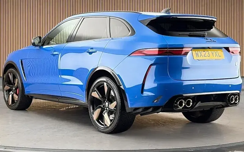 Used Jaguar F-Pace SVR 551 HP (405 kW) 2023 Blue SUV