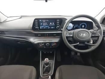 Used Hyundai i20 Advanced 100 HP (73 kW) 2023 Grey Hatchback