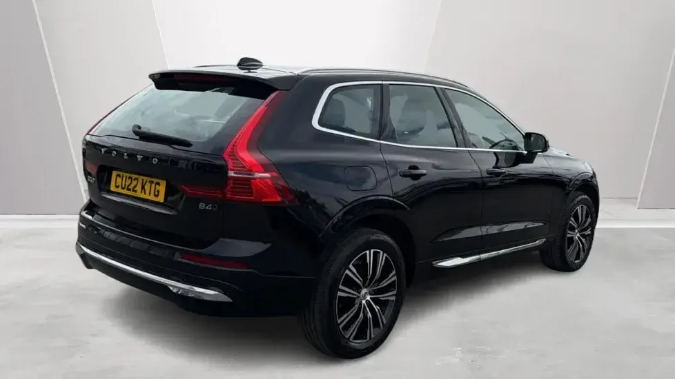 Used Volvo XC60 Inscription 2022 Black SUV