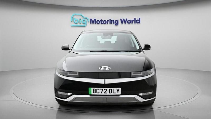 Used Hyundai Ioniq SE 125 kW (170 HP) 2023 Hatchback
