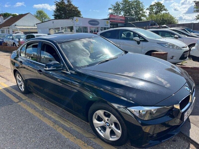 Black Used 2013 BMW 320 Efficient Dynamics Sedan | £5,295 (Good price) - Image 1/4
