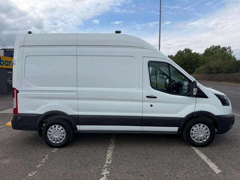 Używany Ford Transit 2018 Biały Minivan