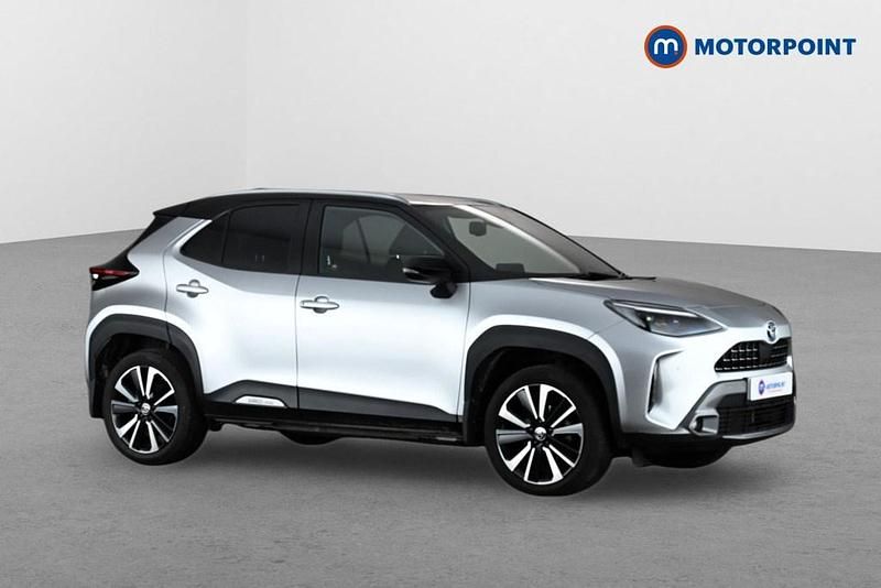 Used Toyota Yaris Hybrid Edition 116 HP (85 kW) 2022 Silver Hatchback