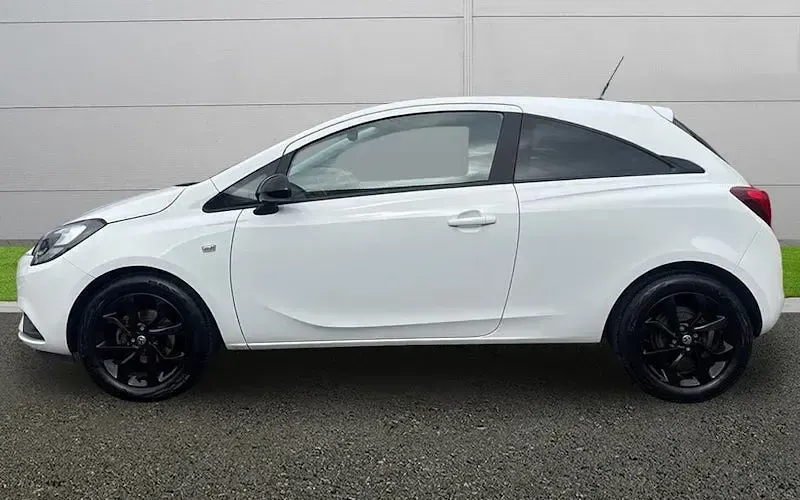 Second-hand Vauxhall Corsa 75 CP (55 kW) 2019 Alb Hatchback