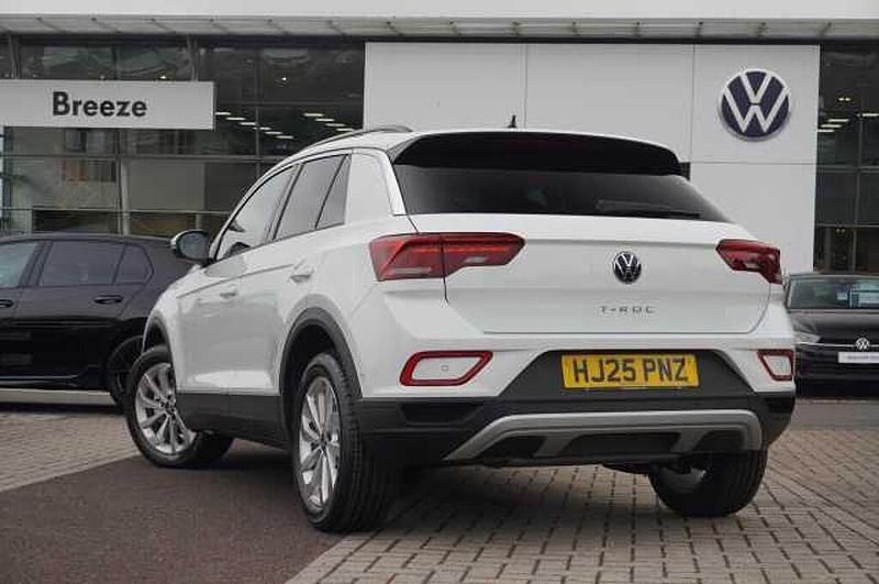 Used VW T-Roc Match 150 HP (110 kW) 2025 SUV