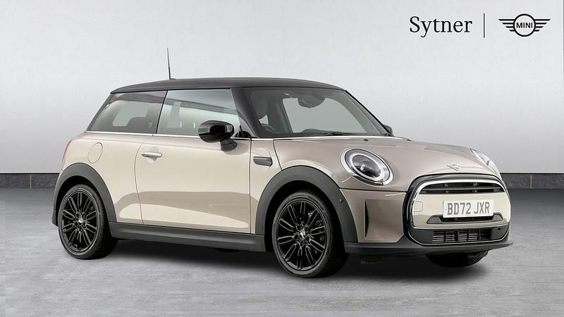 Grey Used 2022 Mini Cooper Exclusive Hatchback | £21,500 (Fair price) - Image 1/4