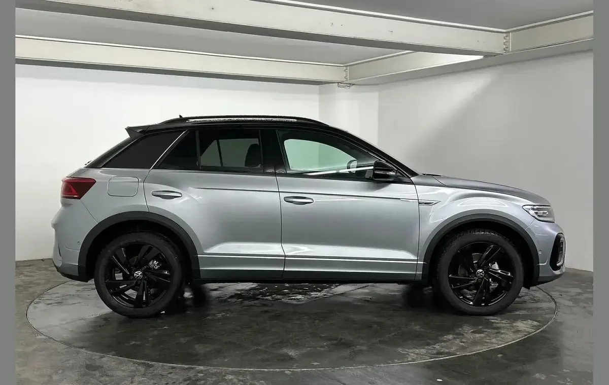 Used VW T-Roc Black Edition 150 HP (110 kW) 2025 Silver SUV