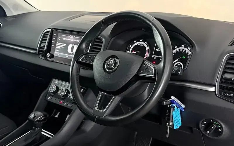 Used Skoda Karoq SE 150 HP (110 kW) 2020 Silver SUV
