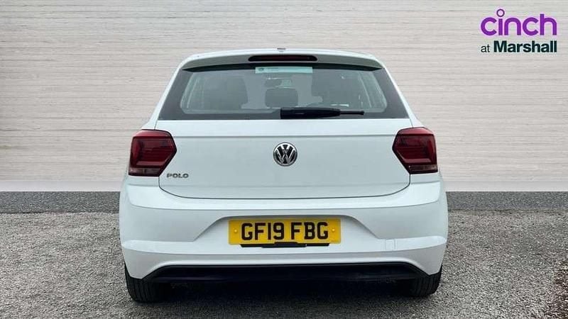 Usado VW Polo SE 65 HP (47 kW) 2019 Branco Citadino