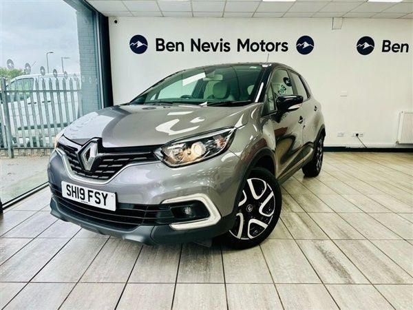 Grey Used 2019 Renault Captur Iconic SUV | £8,995 (A bit pricey) - Image 1/1