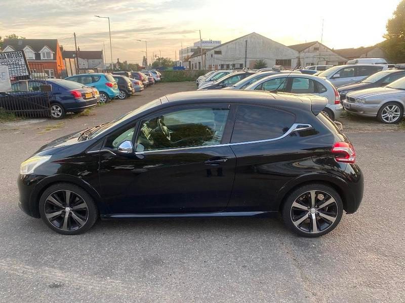 Used Peugeot 208 2014 Black Hatchback