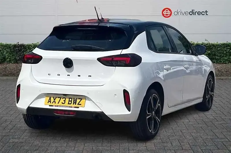 Second-hand Vauxhall Corsa 75 CP (55 kW) 2023 Alb Hatchback