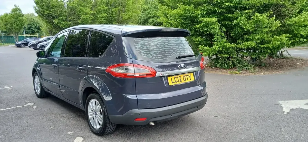 Used Ford S-MAX Zetec 115 HP (84 kW) 2012 Grey MPV