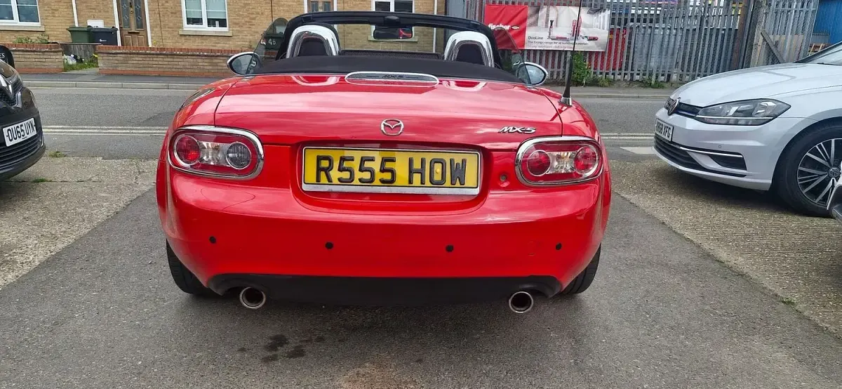 Used Mazda MX5 126 HP (92 kW) 2011 Red Cabriolet