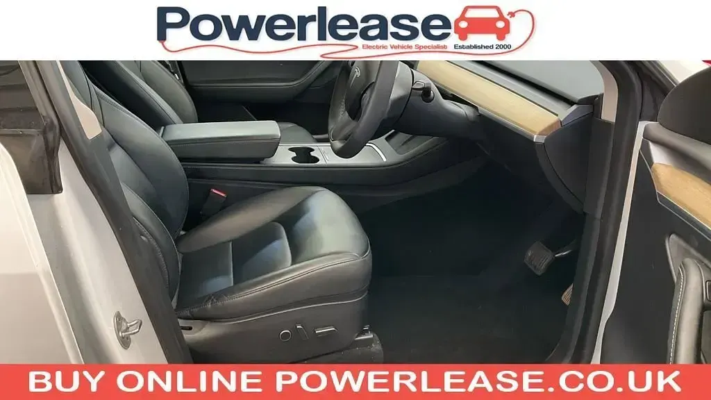 Used Tesla Model Y Long Range AWD 378 kW (514 HP) 2023 White SUV