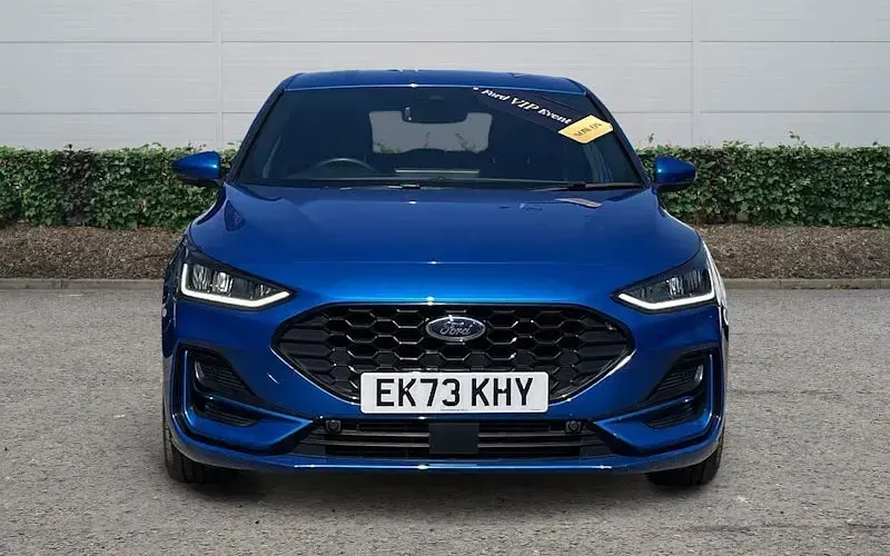 Used Ford Focus ST-Line 125 HP (91 kW) 2023 Blue Hatchback