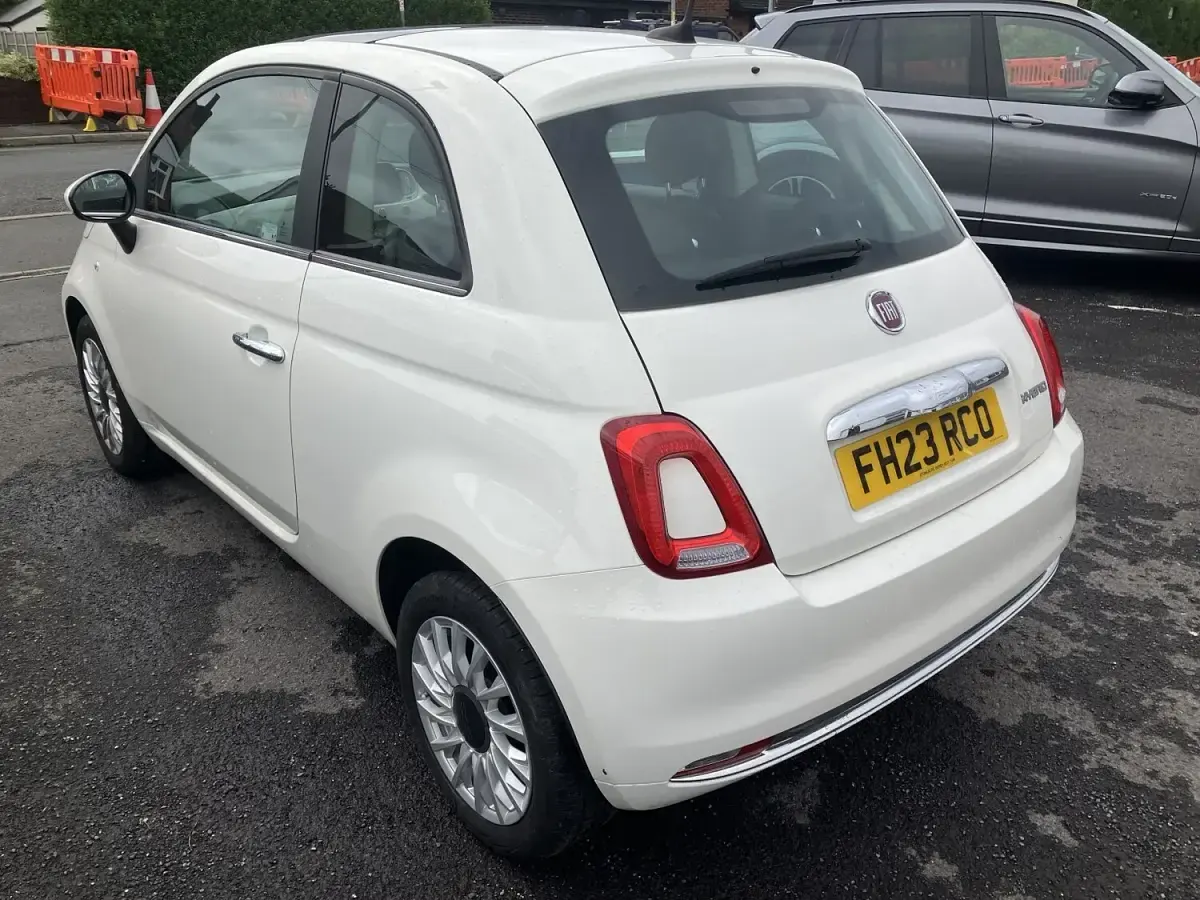 Used Fiat 500 70 HP (51 kW) 2023 White Hatchback