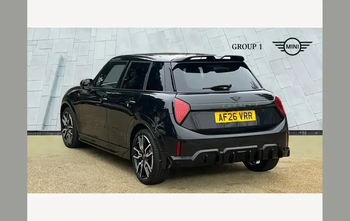 Used Mini Cooper Sport 150 kW (204 HP) 2026 Black Hatchback