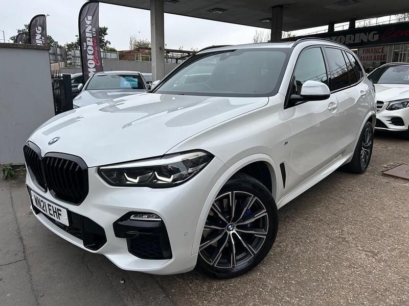 White Used 2021 BMW X5 M Sport SUV | £32,500 (Super price) - Image 1/3