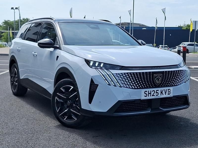 Additional metallic okenite white New 2025 Peugeot 5008 GTi MPV | £34,998 (Super price) - Image 1/4