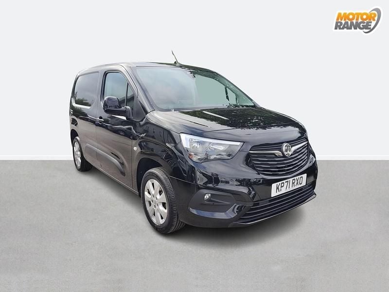 Black Used 2021 Vauxhall Combo MPV | £8,895 (Fair price) - Image 1/4