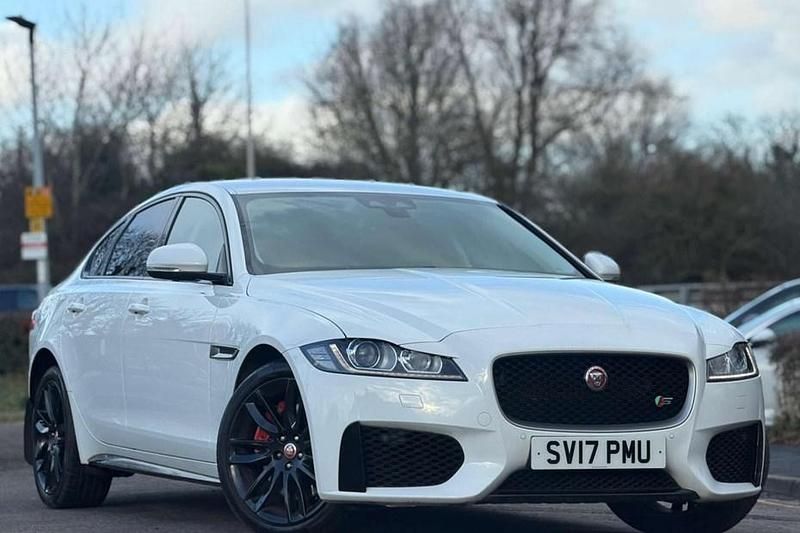 Used Jaguar XF S 300 HP (220 kW) 2017 White Sedan