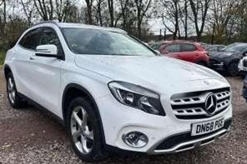 Used 2018 Mercedes GLA220 Executive SUV | £12,875 (Fair price) - Image 1/1