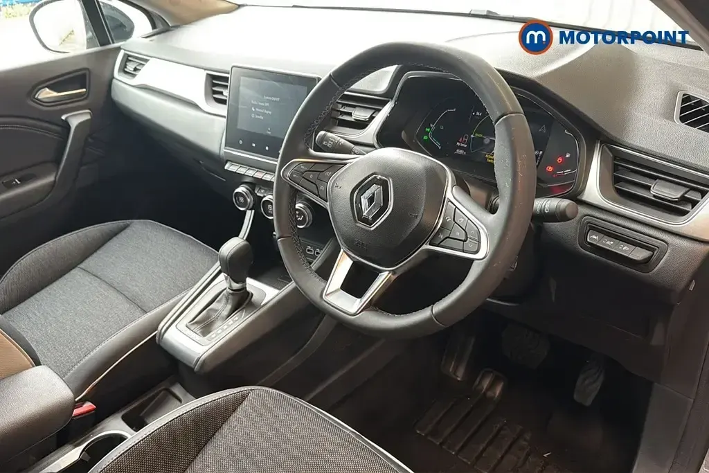 Used Renault Captur Techno 143 HP (105 kW) 2023 SUV